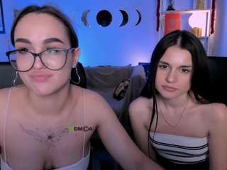 elin-bliss on webcam for live free nude chat now