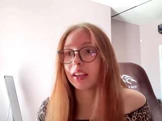 EvitaCregger on webcam for live free nude chat now