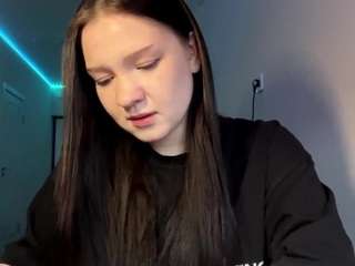 FioraHale on webcam for live free nude chat now