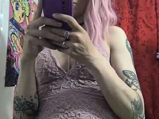 GodessSarah on webcam for live free nude chat now