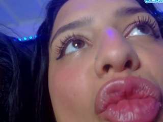 janethmia68 on webcam for live free nude chat now