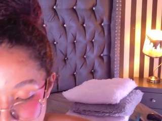 Kinsleybrown on webcam for live free nude chat now