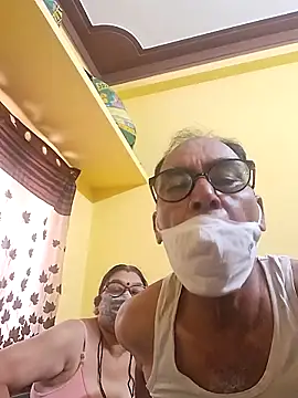 Lovely_Old_Couples naked in live sex video chat