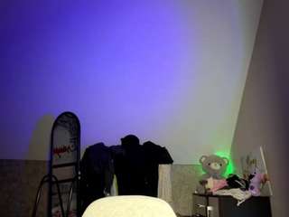 MadgeDearcos on webcam for live free nude chat now