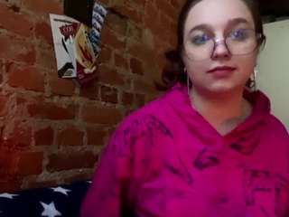 MuoiHoney on webcam for live free nude chat now