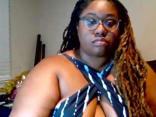 MzOlive on webcam for live free nude chat now