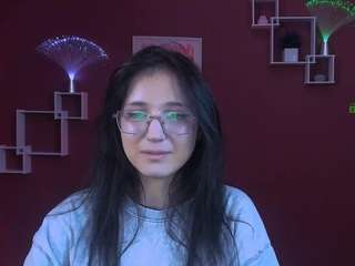 naomi-fox1921 on webcam for live free nude chat now