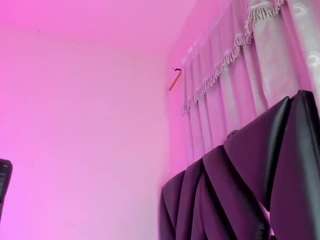 realsweetbrina on webcam for live free nude chat now