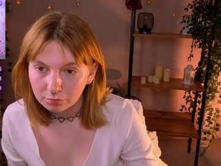 susie-miu on webcam for live free nude chat now