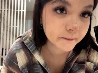 TowandaMekee on webcam for live free nude chat now