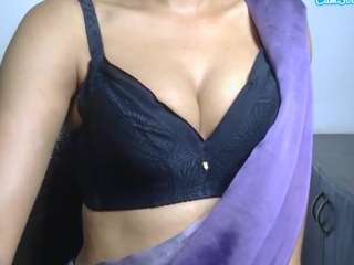 Ziyaaaadisa on webcam for live free nude chat now