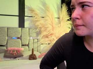 AlliceLover on webcam for live free nude chat now