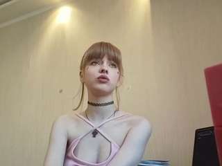 CicelyZitzmann on webcam for live free nude chat now