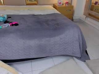 FadiaLacrimosa on webcam for live free nude chat now