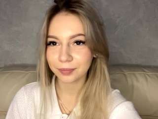 HildegardGuthorn on webcam for live free nude chat now