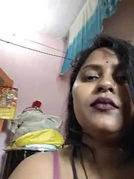 Jasmine_Januja naked in live sex video chat