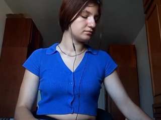KaseyFree on webcam for live free nude chat now