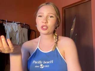 KhalilahReaver on webcam for live free nude chat now
