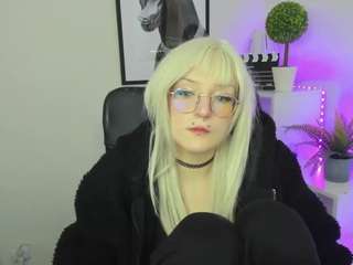 NikaDream1 on webcam for live free nude chat now