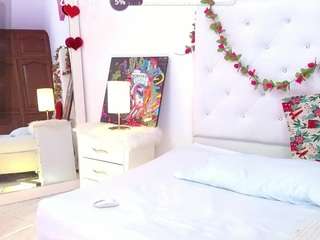 Petite-Cherry on webcam for live free nude chat now