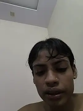 saxywoman naked in live sex video chat