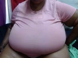 Sexykaboom02 on webcam for live free nude chat now
