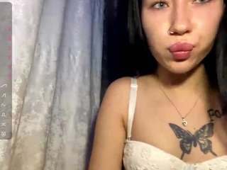 TreasaDupas on webcam for live free nude chat now