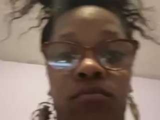 Viona_Starr on webcam for live free nude chat now