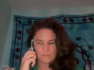 Alev13Tina on webcam for live free nude chat now