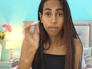 AliciaGandhi on webcam for live free nude chat now