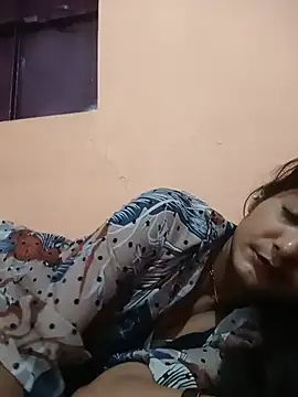 Ayesharani1 naked in live sex video chat