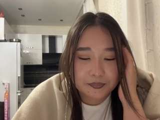 CharisseHeuman on webcam for live free nude chat now