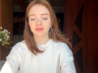 CorinaMitnick on webcam for live free nude chat now