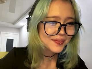 DevoraKolwyck on webcam for live free nude chat now