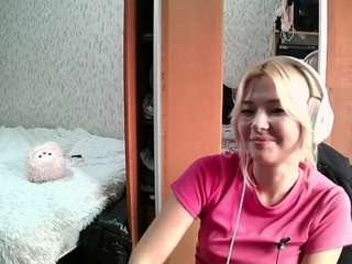 GaylenePaglio on webcam for live free nude chat now