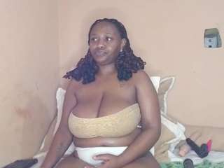 hottychubby on webcam for live free nude chat now