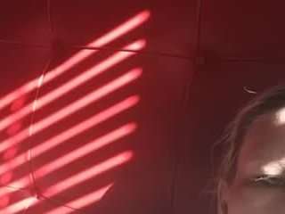 Isabelle-Cora on webcam for live free nude chat now