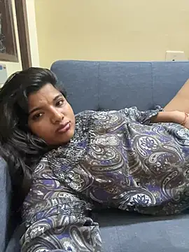 Kitttooo naked in live sex video chat