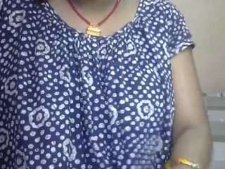 Misthi02 on webcam for live free nude chat now