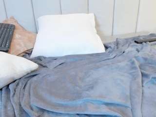 RosaAura on webcam for live free nude chat now